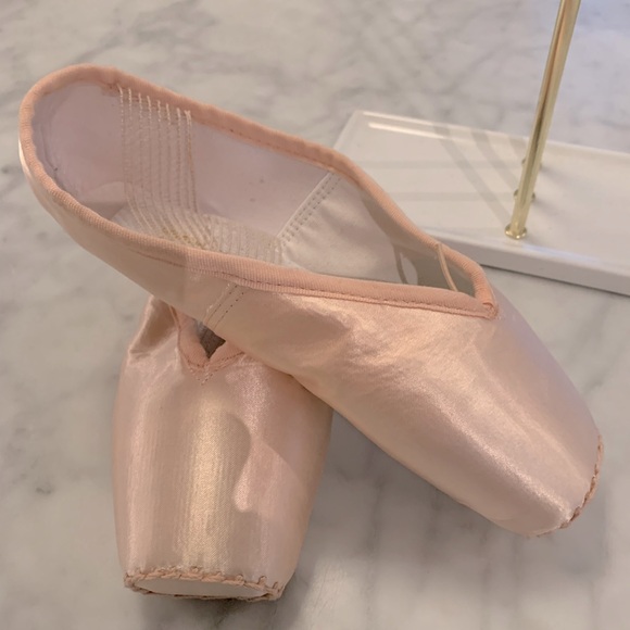 Ballerina Point Shoes Pink Satin Upper & Leather Sole - Picture 3 of 4